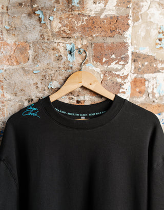 THE CHECK-IN TEE | BLACK / BLUE