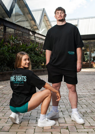 THE CHECK-IN TEE | BLACK / GREEN