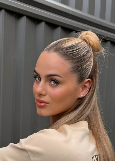 OLIVIA GIAOURTAS